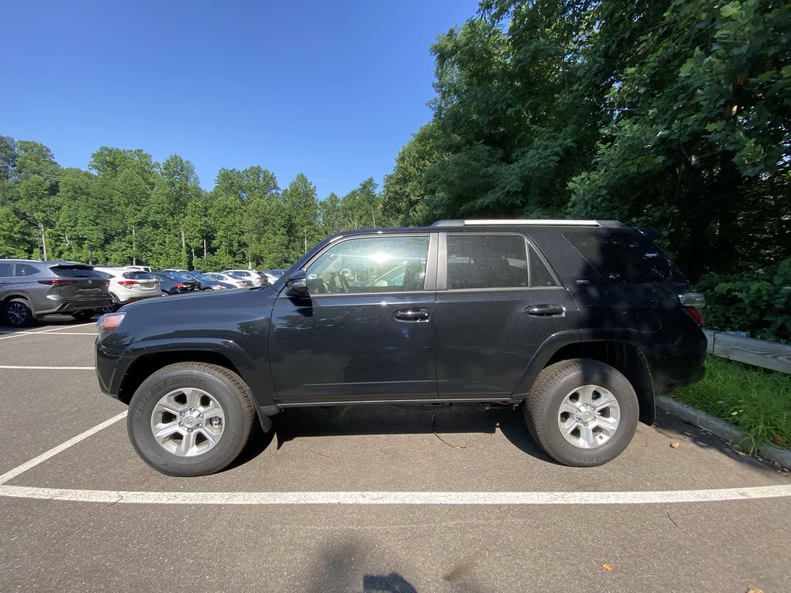 Thumbnail: 2022 Toyota 4Runner - 7