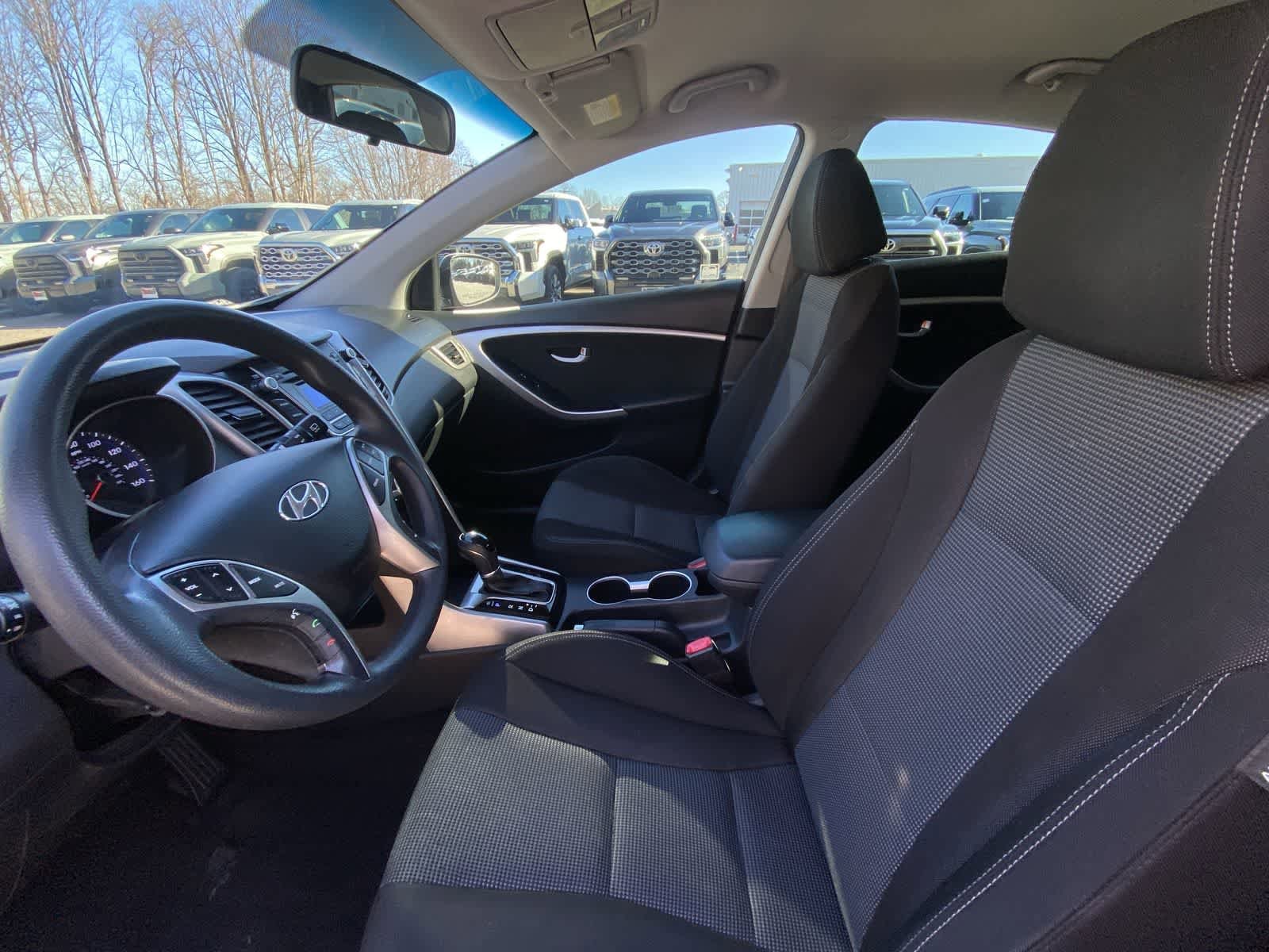 Thumbnail: 2016 Hyundai Elantra - 22