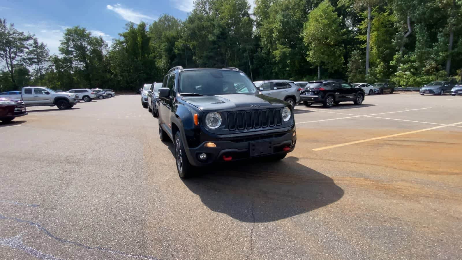 Thumbnail: 2016 Jeep Renegade - 3