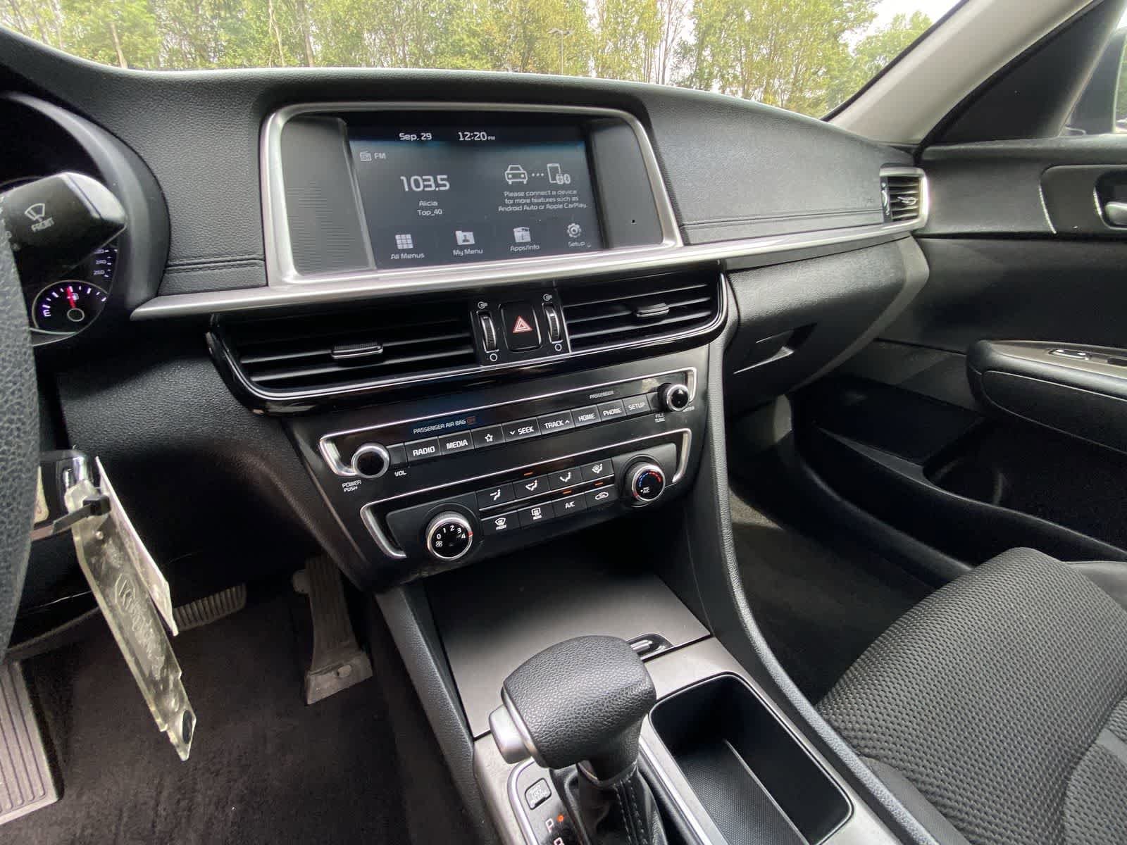 Thumbnail: 2019 Kia Optima - 19