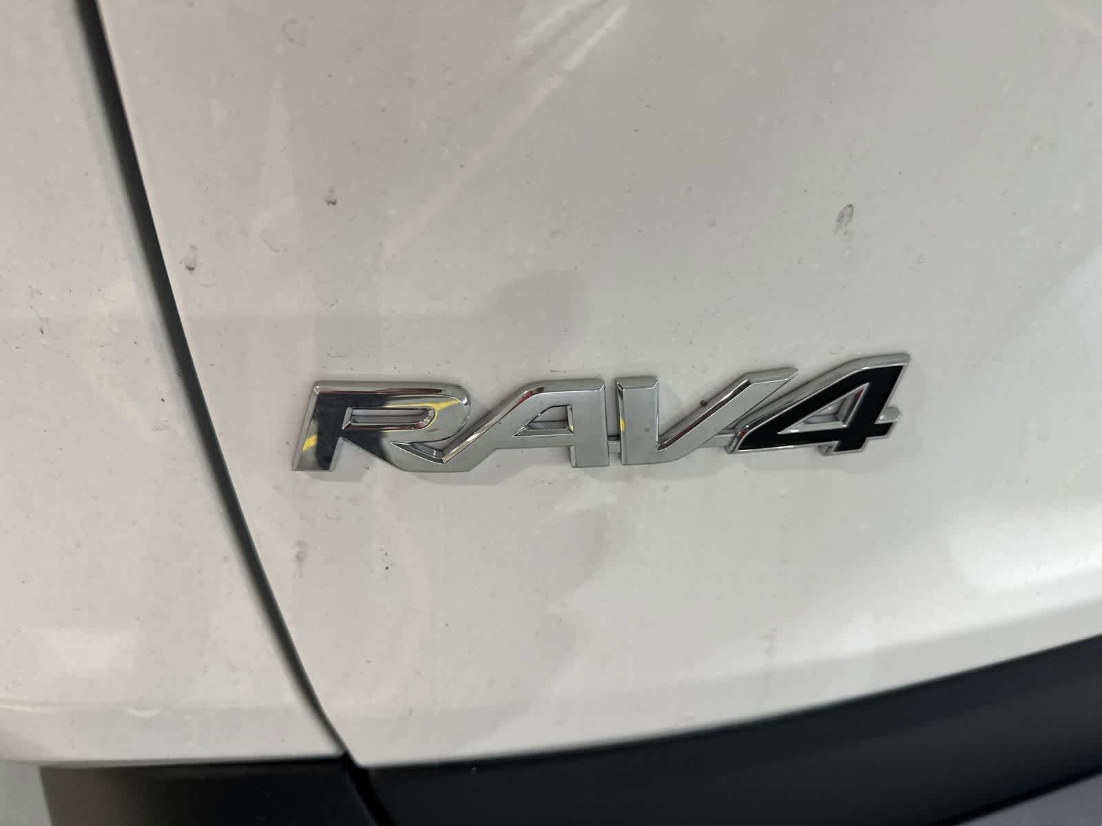 Thumbnail: 2025 Toyota RAV4 - 18