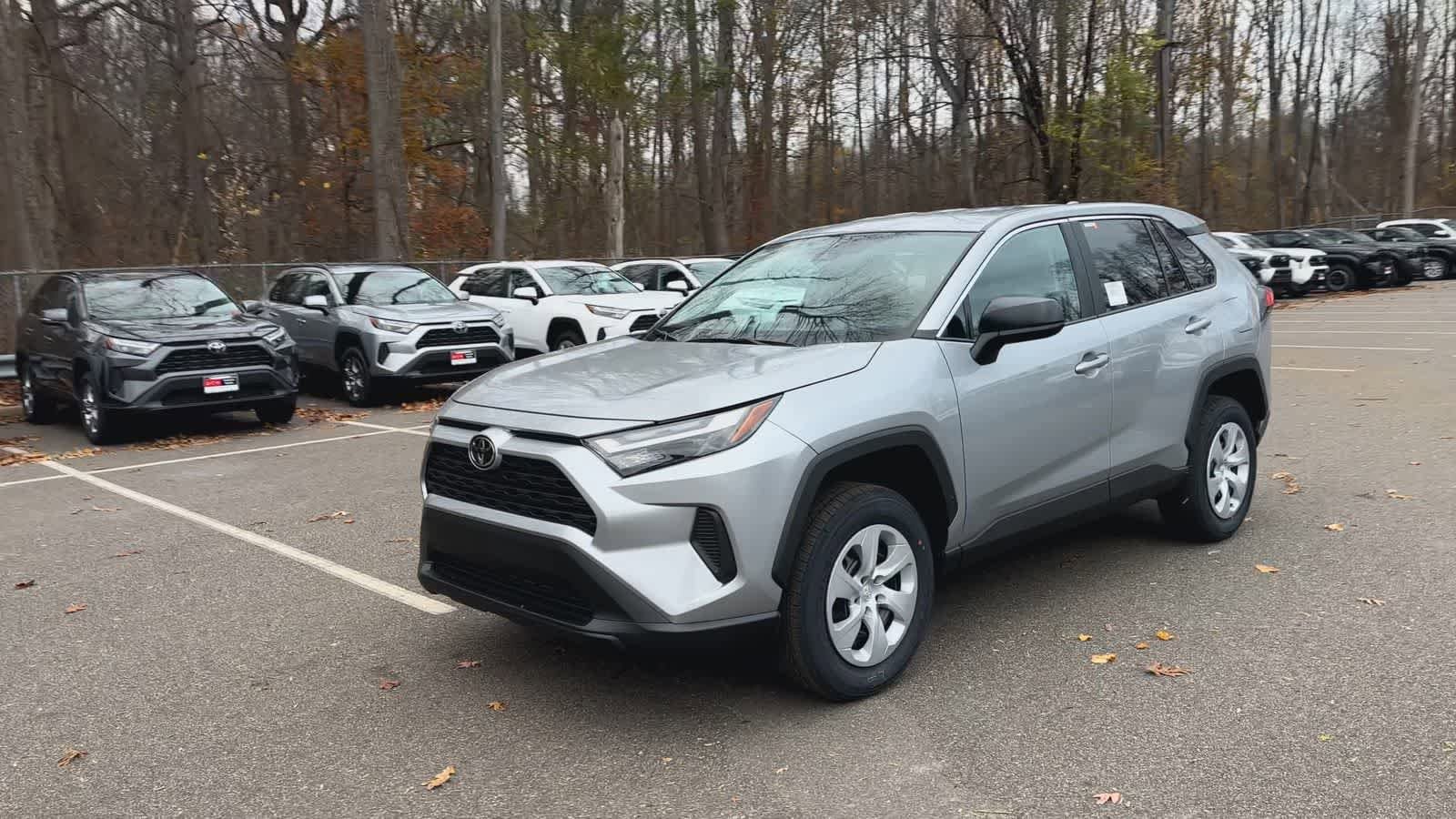 Thumbnail: 2025 Toyota RAV4 - 4