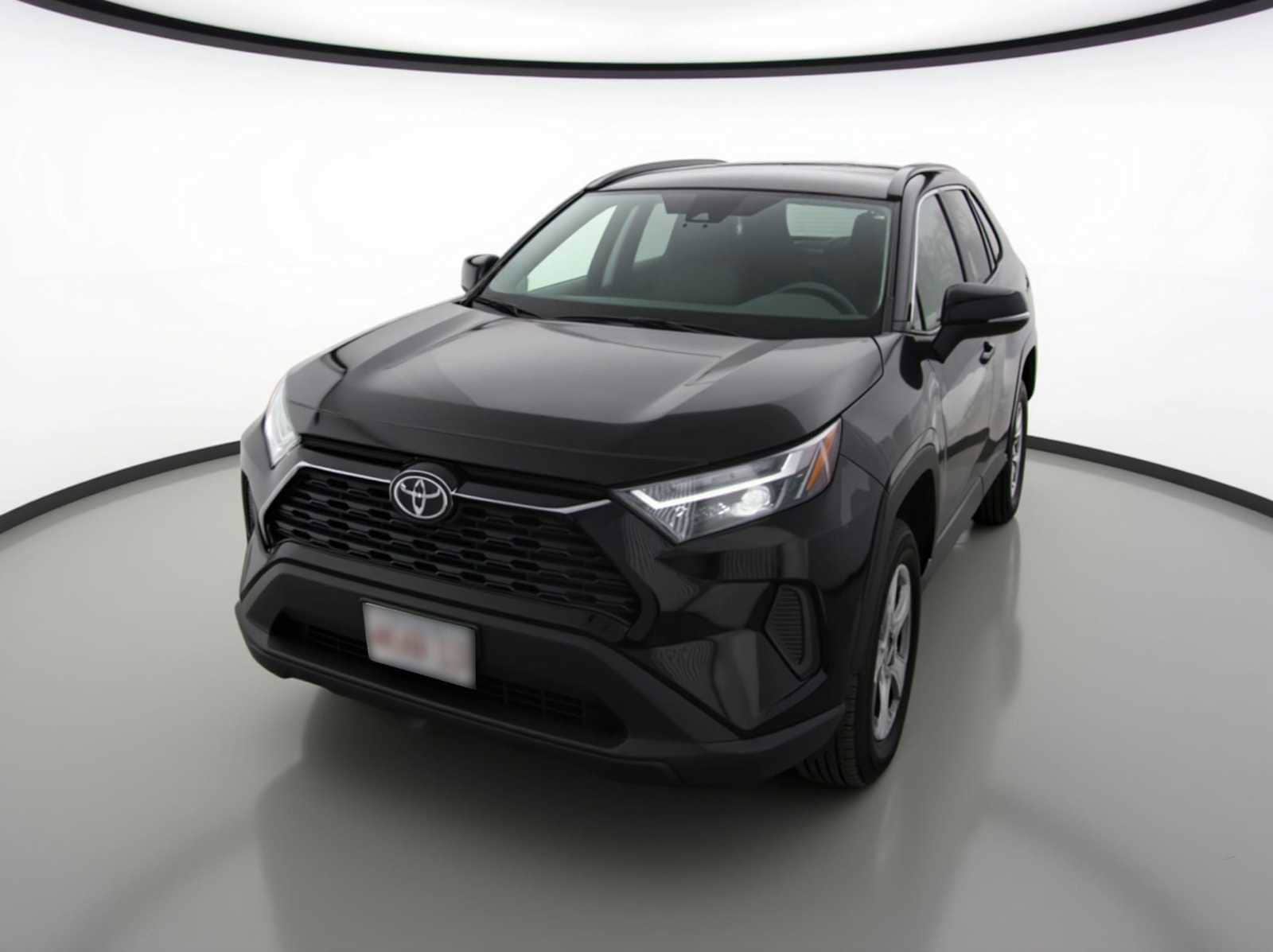 2024 Toyota RAV4 XLE's photo