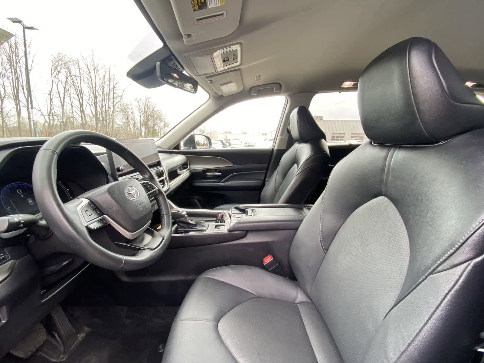 Thumbnail: 2025 Toyota Grand Highlander - 17