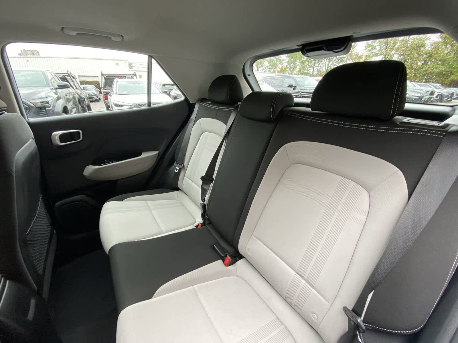 Thumbnail: 2023 Hyundai Venue - 23