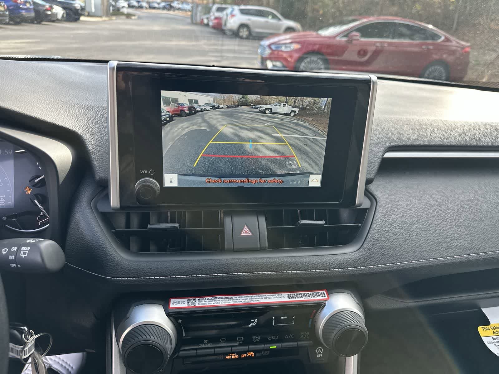 Thumbnail: 2025 Toyota RAV4 - 21