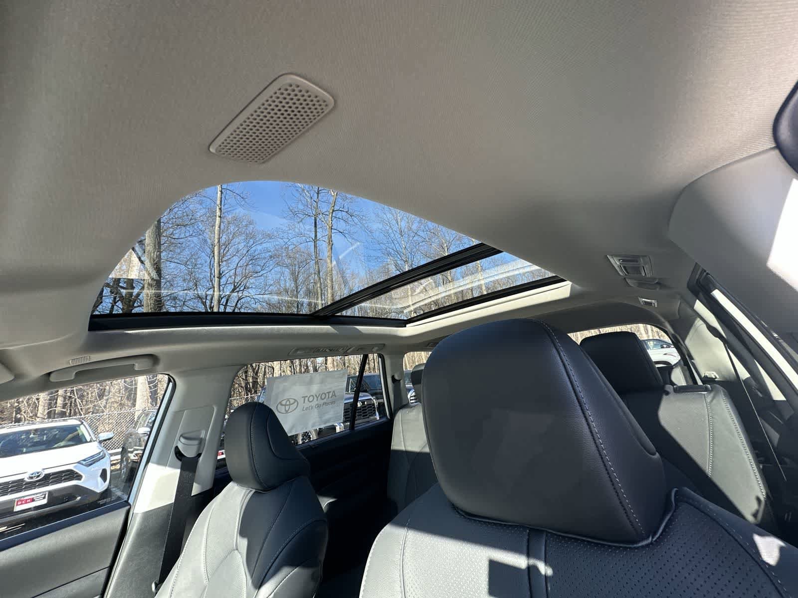 Thumbnail: 2026 Toyota Grand Highlander - 33