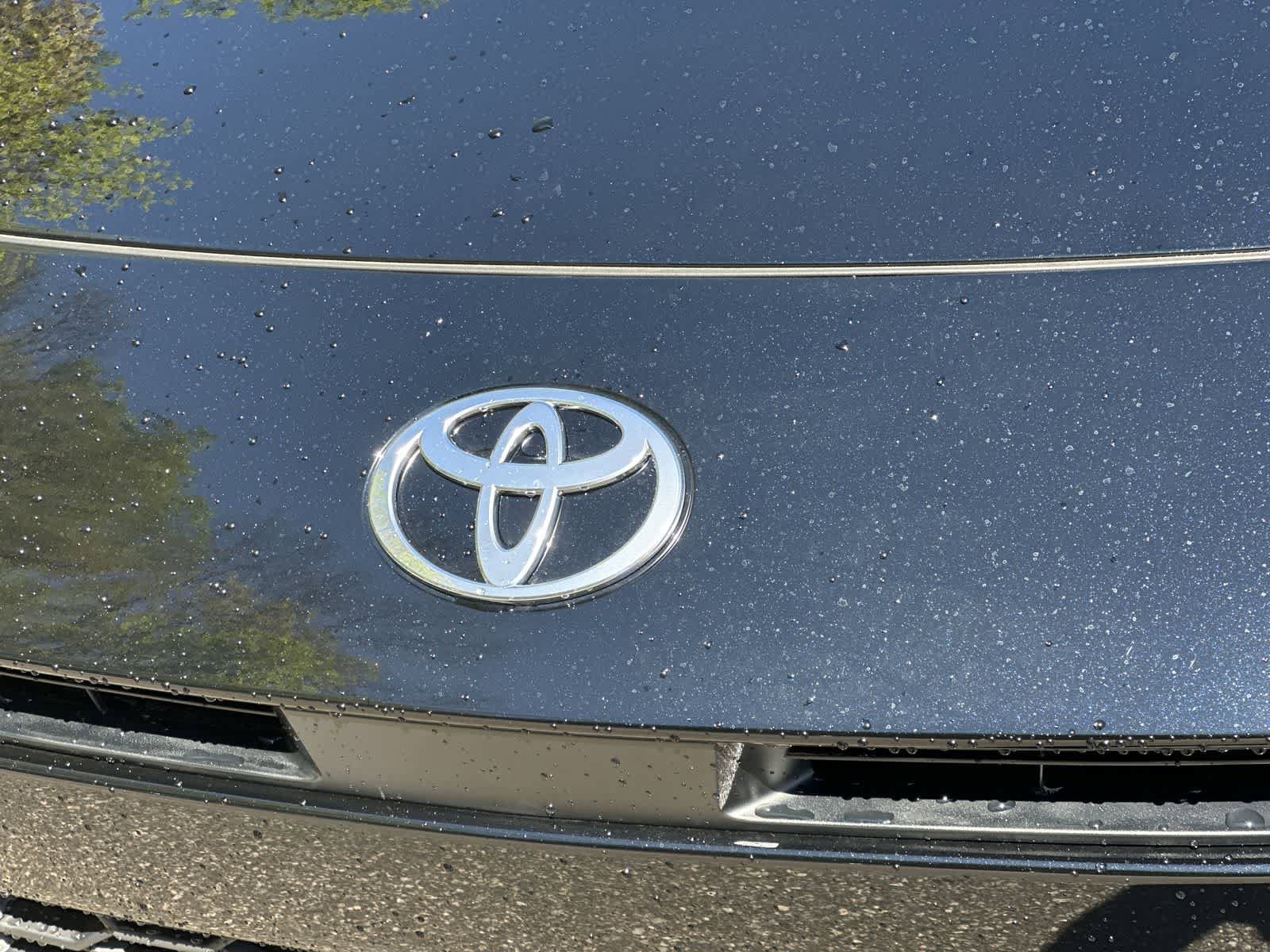 Thumbnail: 2026 Toyota Camry - 13