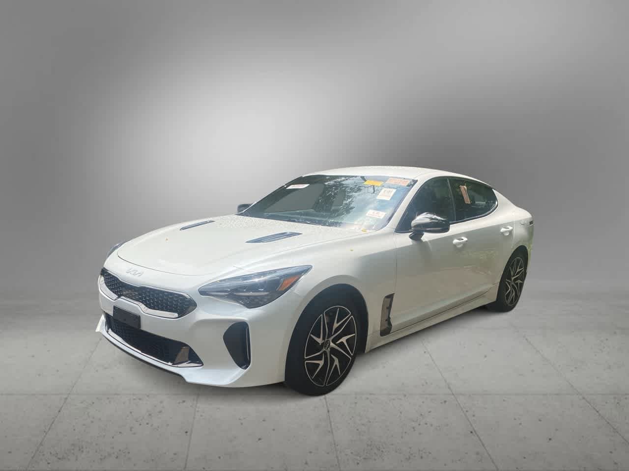 Thumbnail: 2022 Kia Stinger - 1