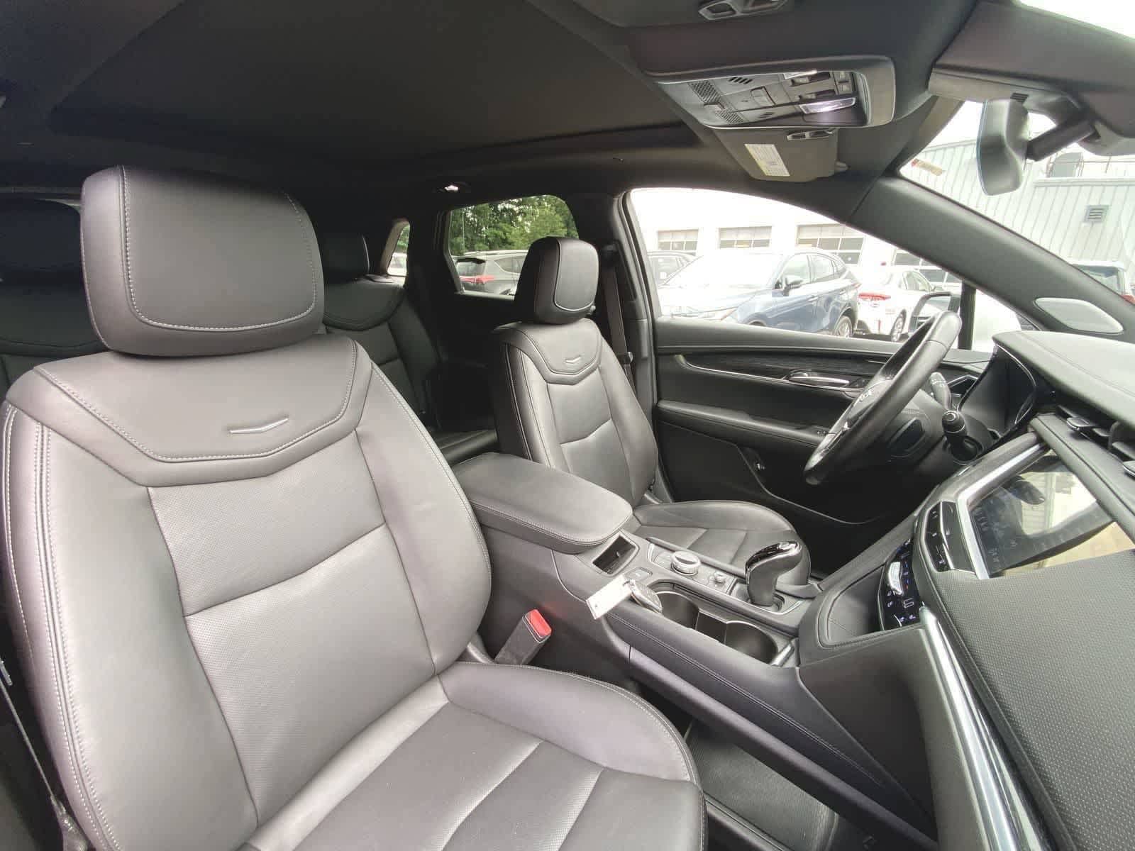 Thumbnail: 2021 Cadillac XT5 - 22