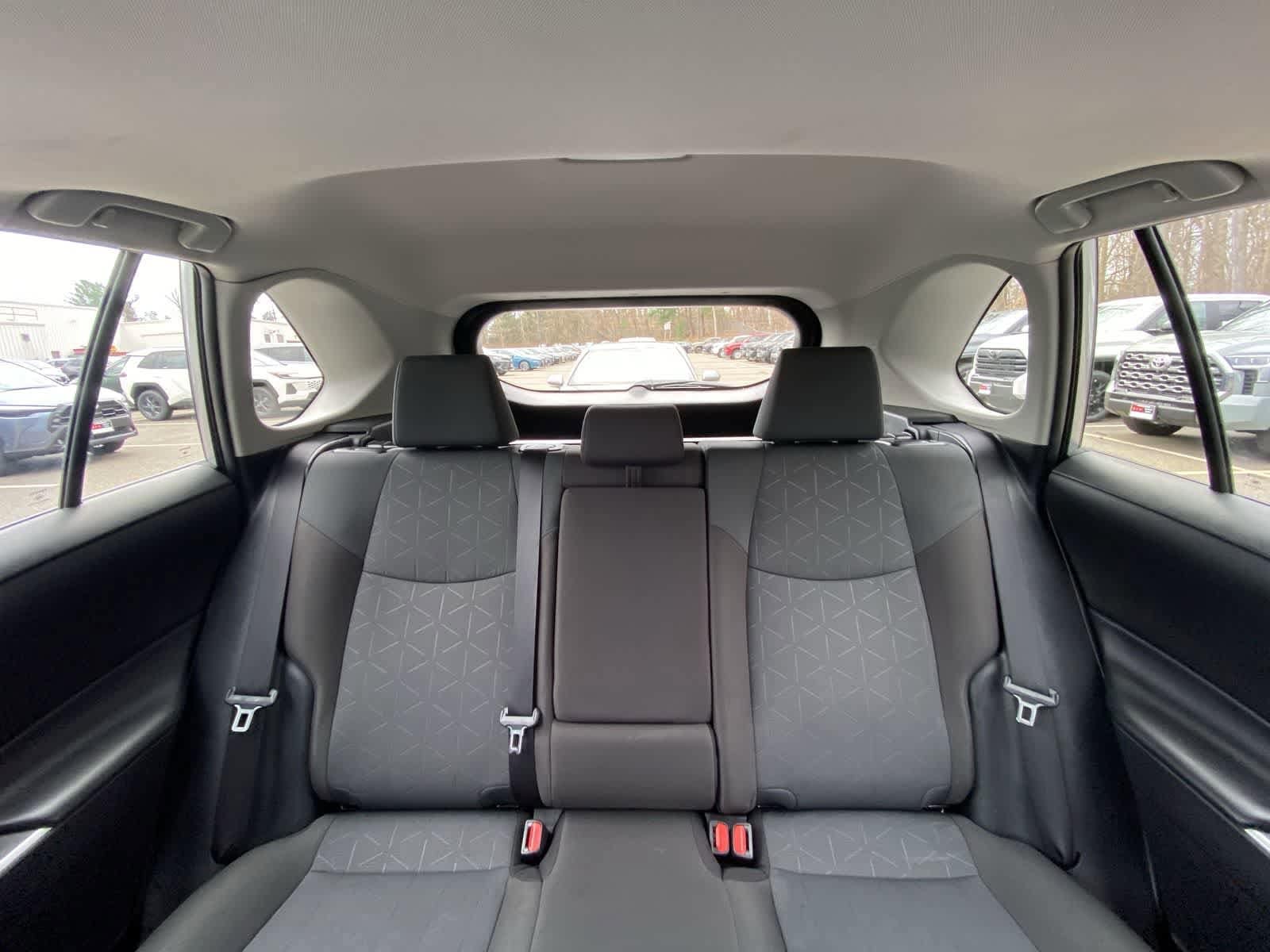 Thumbnail: 2025 Toyota RAV4 - 25