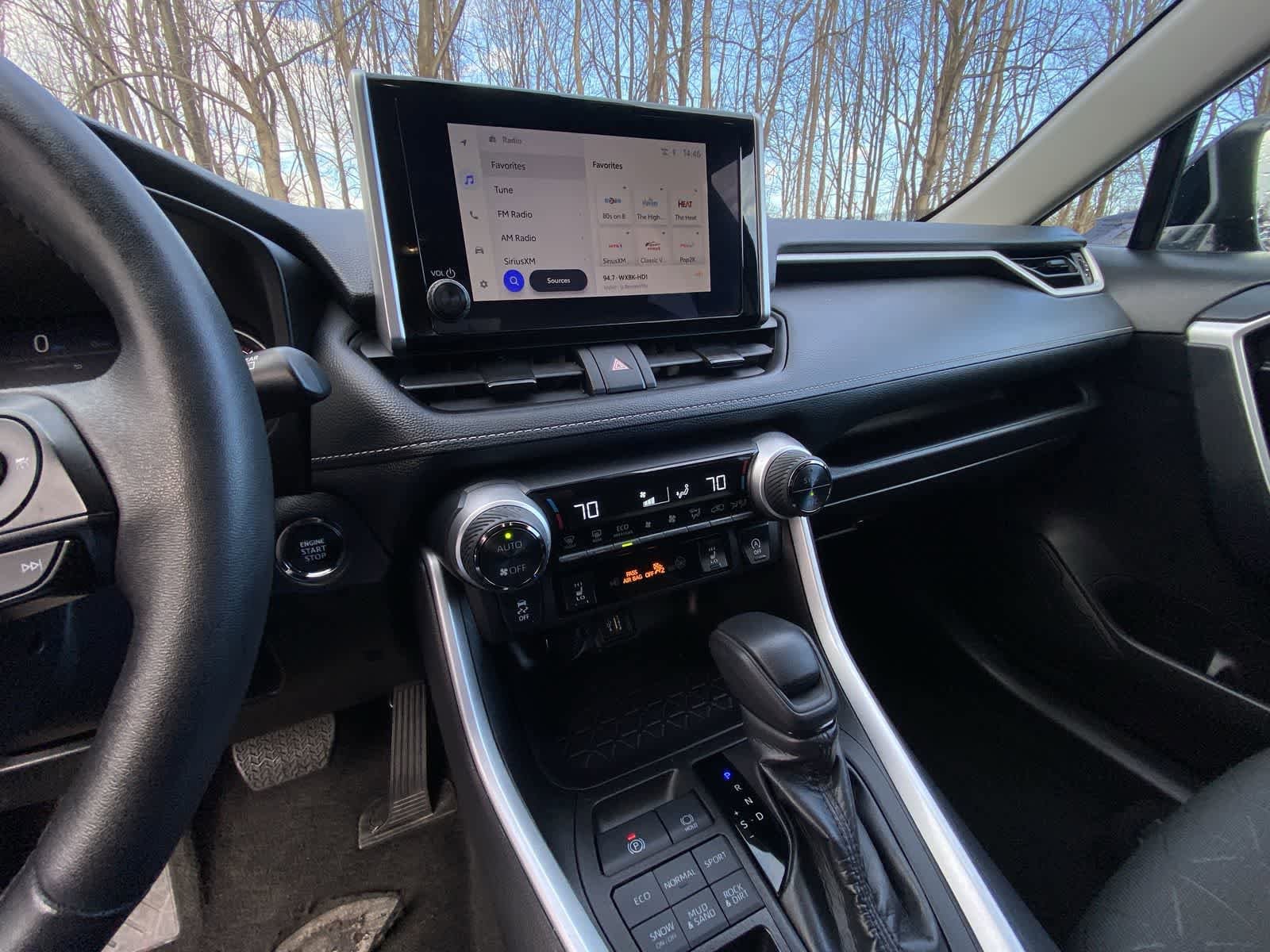 Thumbnail: 2024 Toyota RAV4 - 26