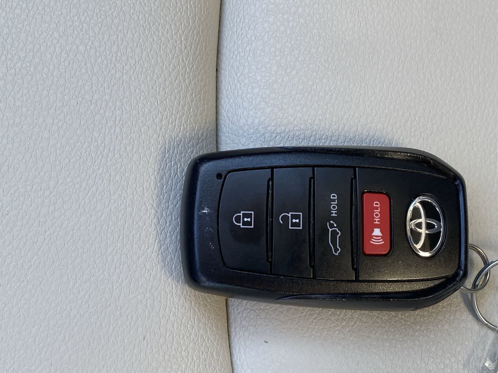 Thumbnail: 2023 Toyota Corolla Cross - 39