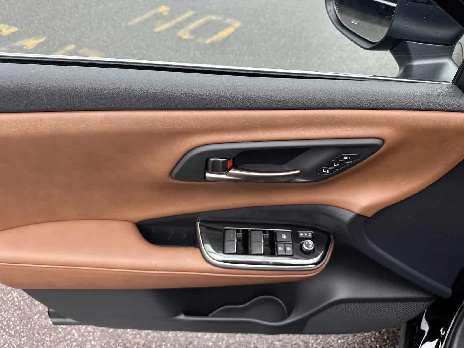 Thumbnail: 2026 Toyota Crown Signia - 21