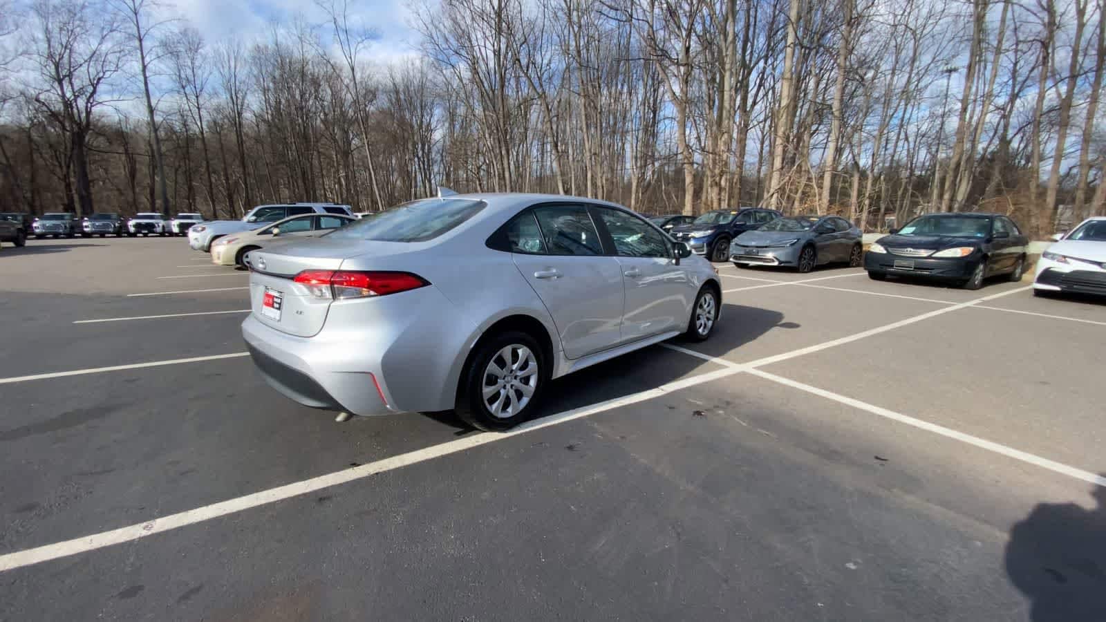 Thumbnail: 2023 Toyota Corolla - 9