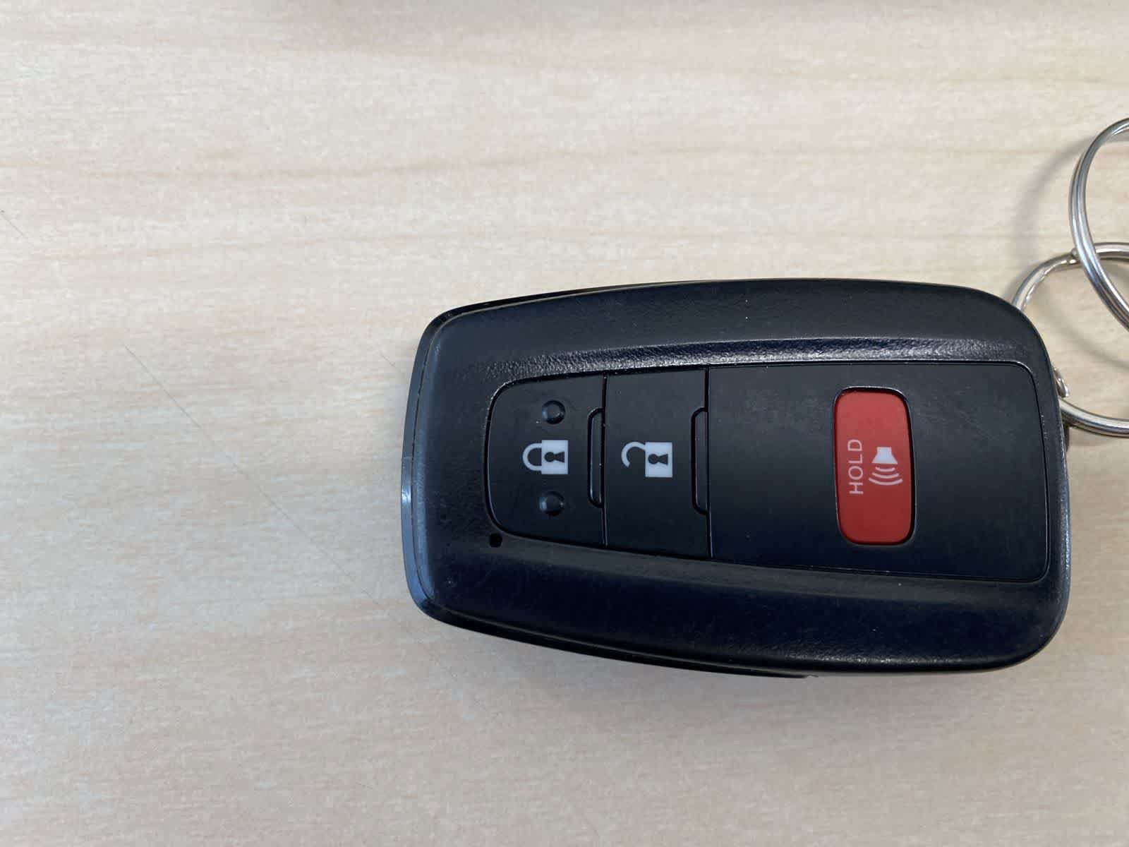 Thumbnail: 2023 Toyota RAV4 - 32