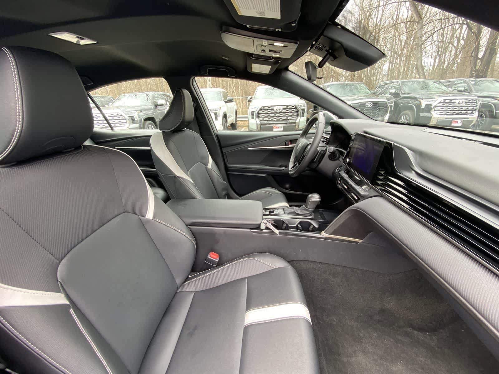 Thumbnail: 2025 Toyota Camry - 20