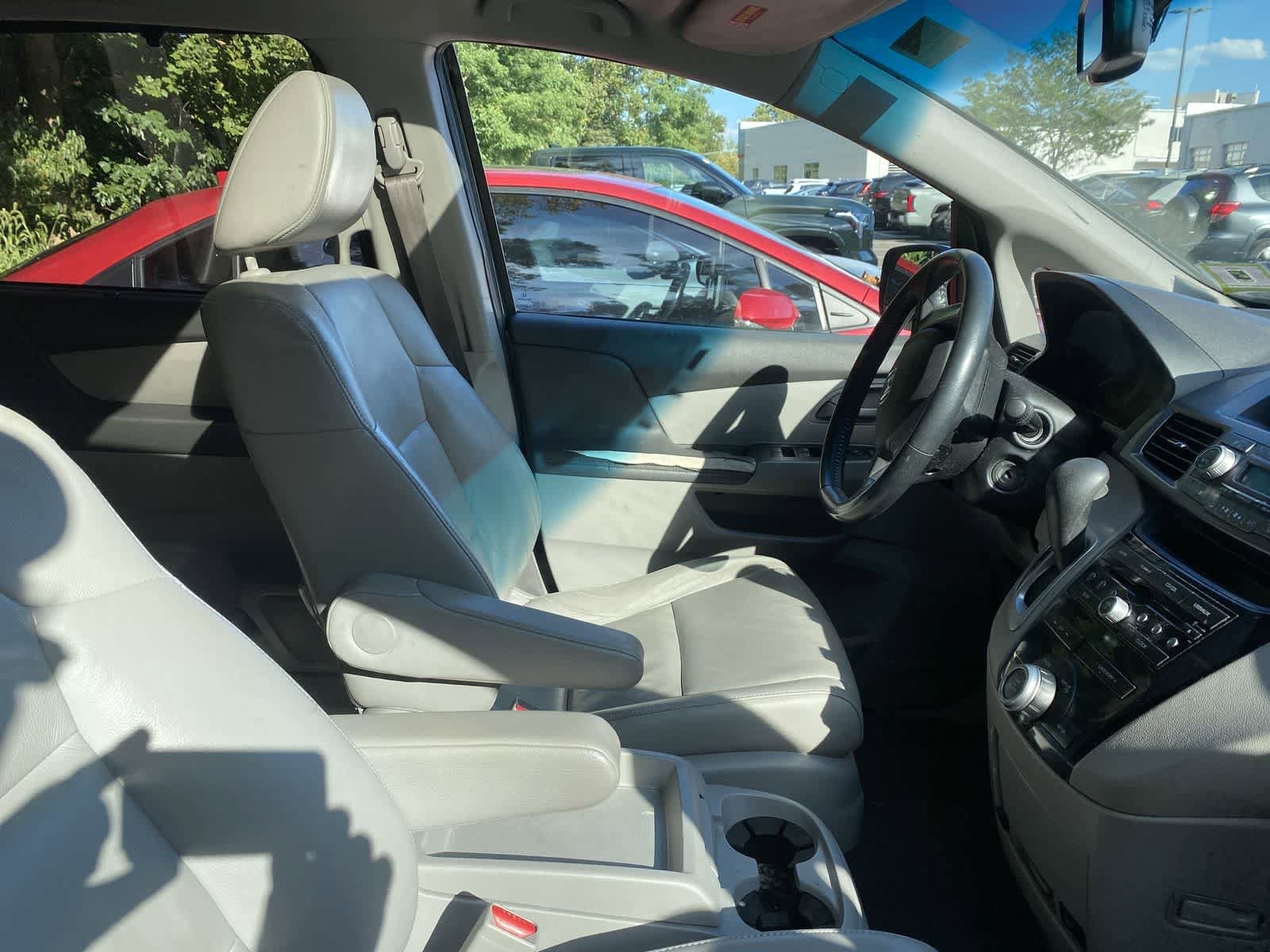 Thumbnail: 2011 Honda Odyssey - 5