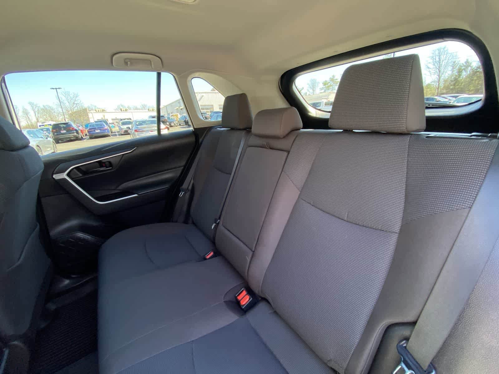 Thumbnail: 2023 Toyota RAV4 - 25