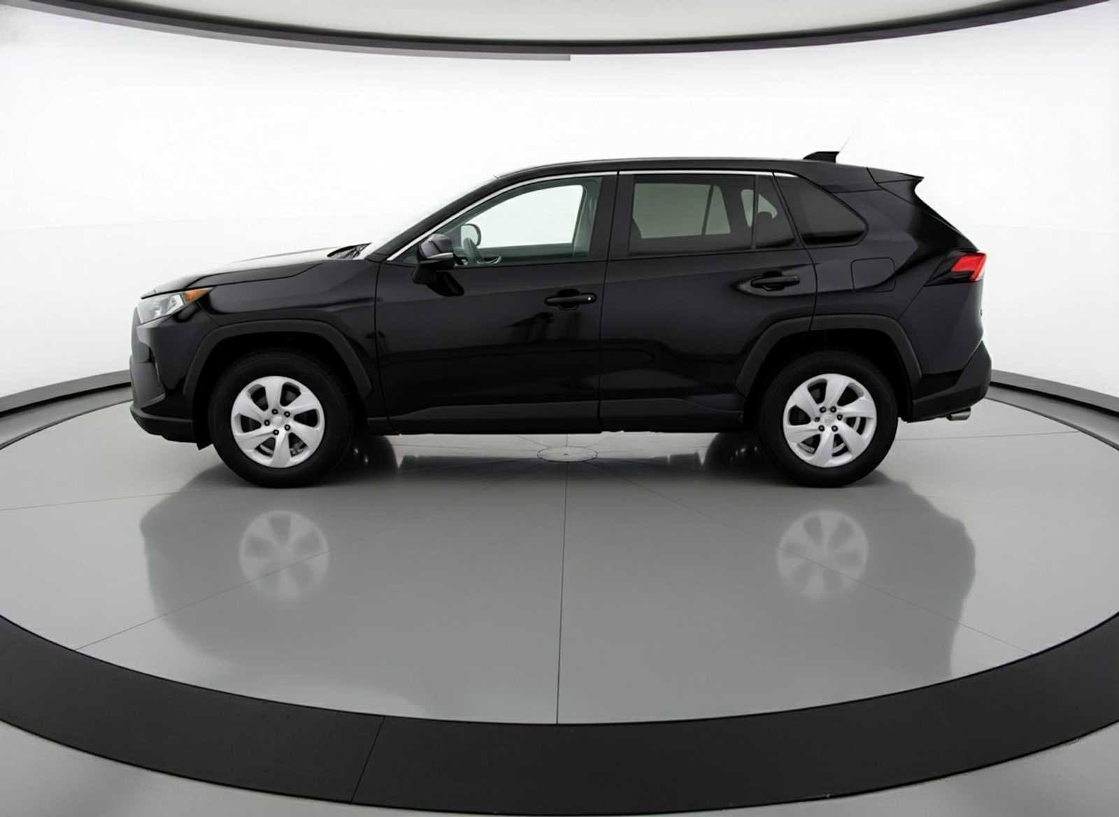 Thumbnail: 2025 Toyota RAV4 - 6