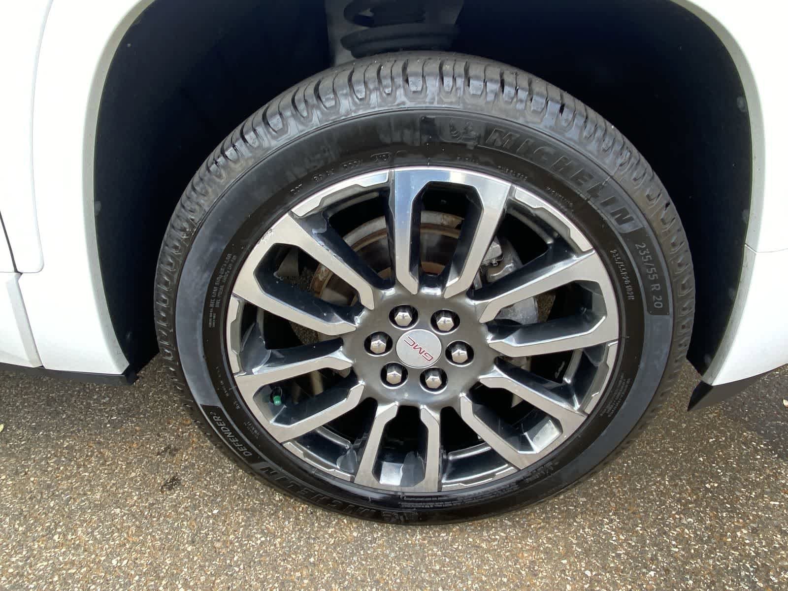 Thumbnail: 2020 GMC Acadia - 21