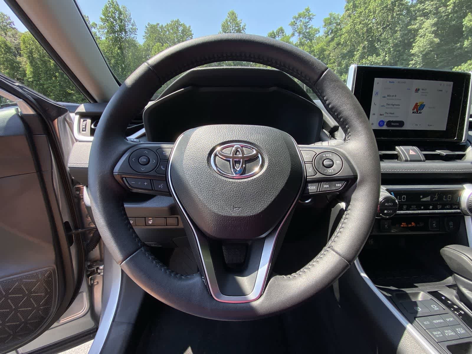 Thumbnail: 2024 Toyota RAV4 - 25