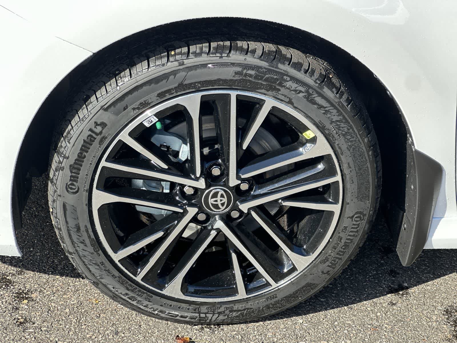 Thumbnail: 2026 Toyota Camry - 10