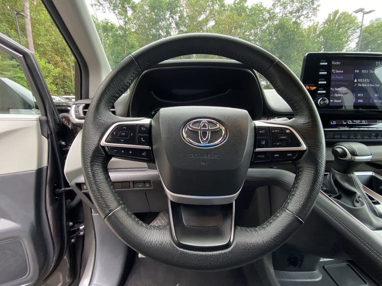 Thumbnail: 2024 Toyota Sienna - 26
