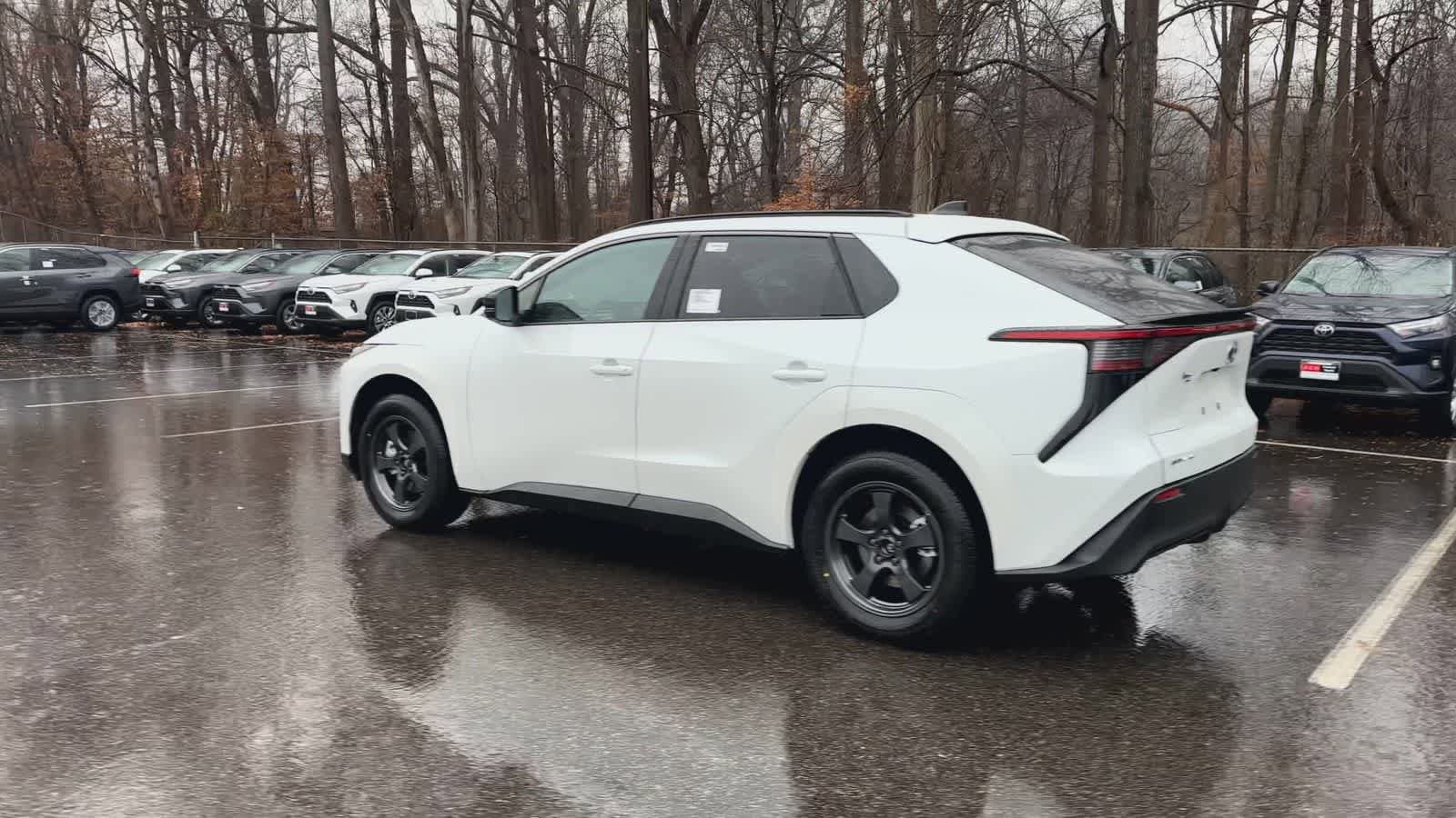 Thumbnail: 2026 Toyota bZ - 6