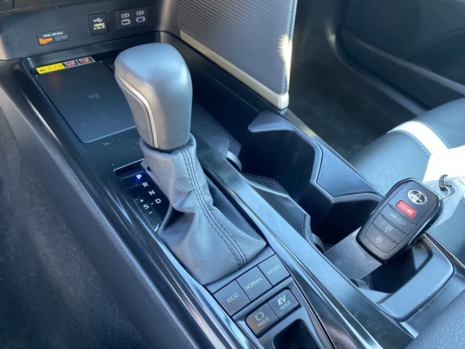 Thumbnail: 2025 Toyota Camry - 33