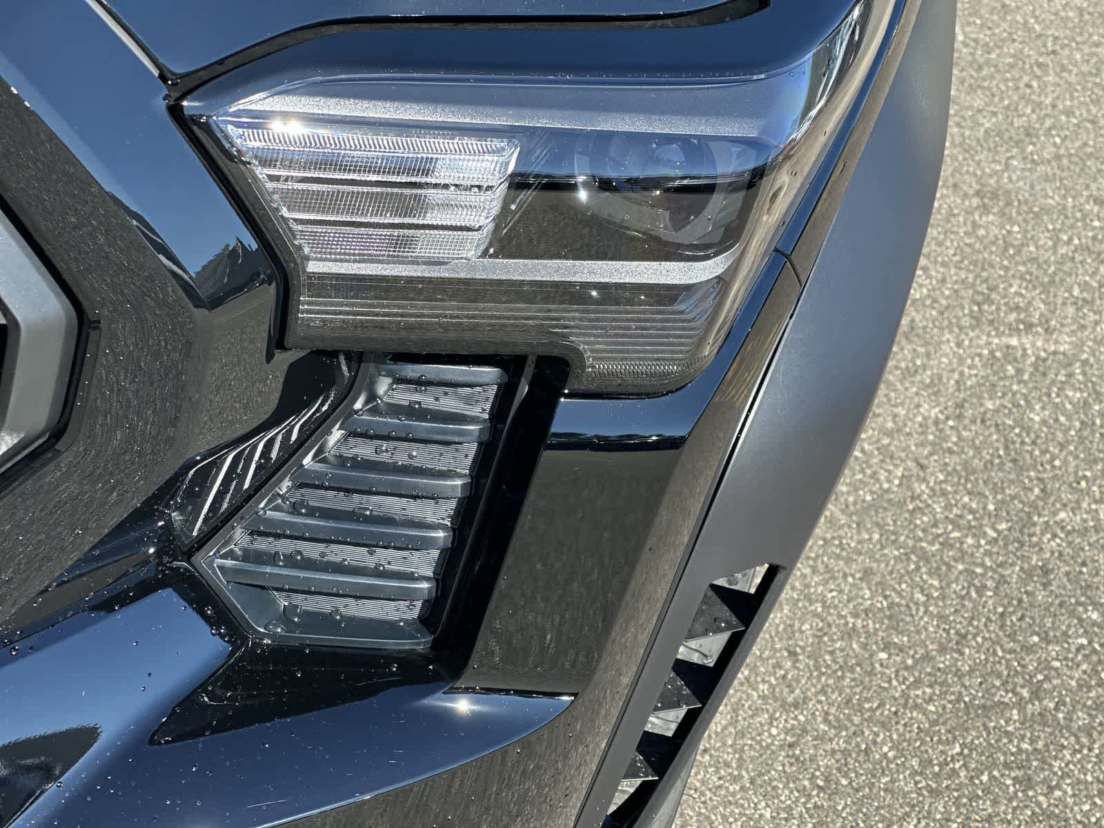 Thumbnail: 2025 Toyota Tacoma - 19