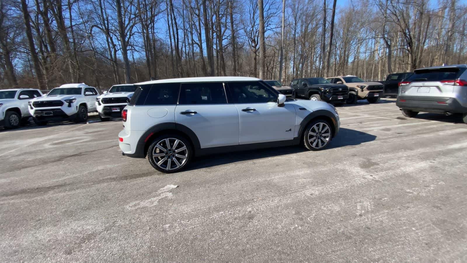 Thumbnail: 2023 MINI Cooper Clubman - 3