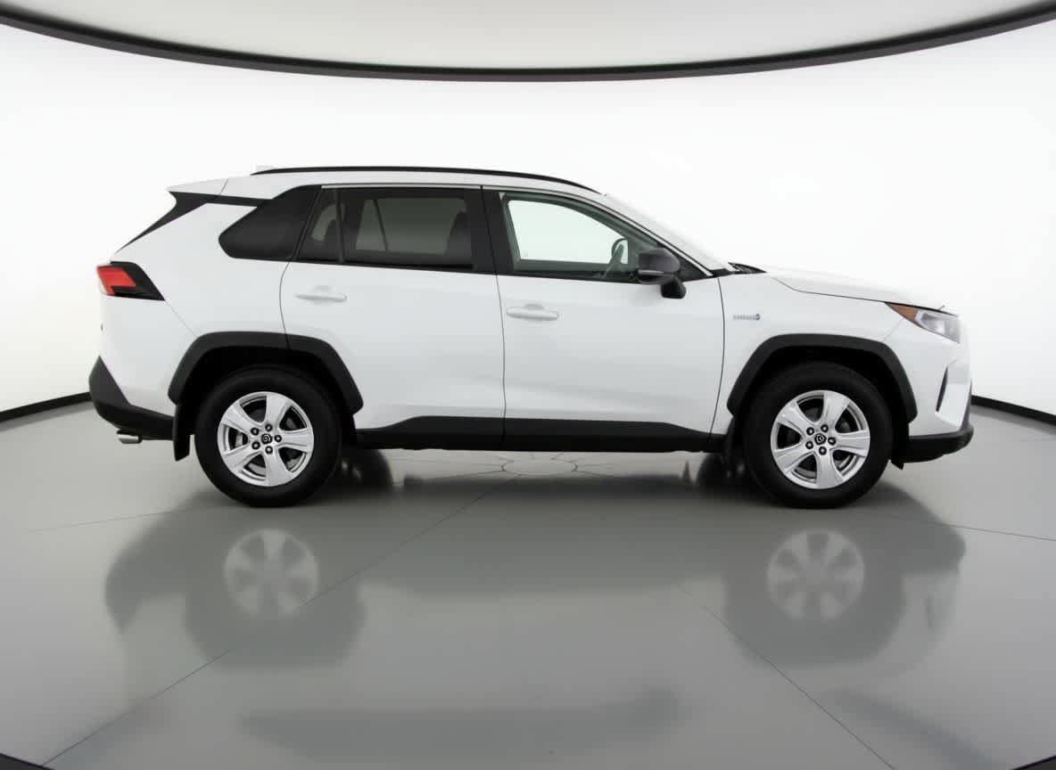 Thumbnail: 2021 Toyota RAV4 - 8