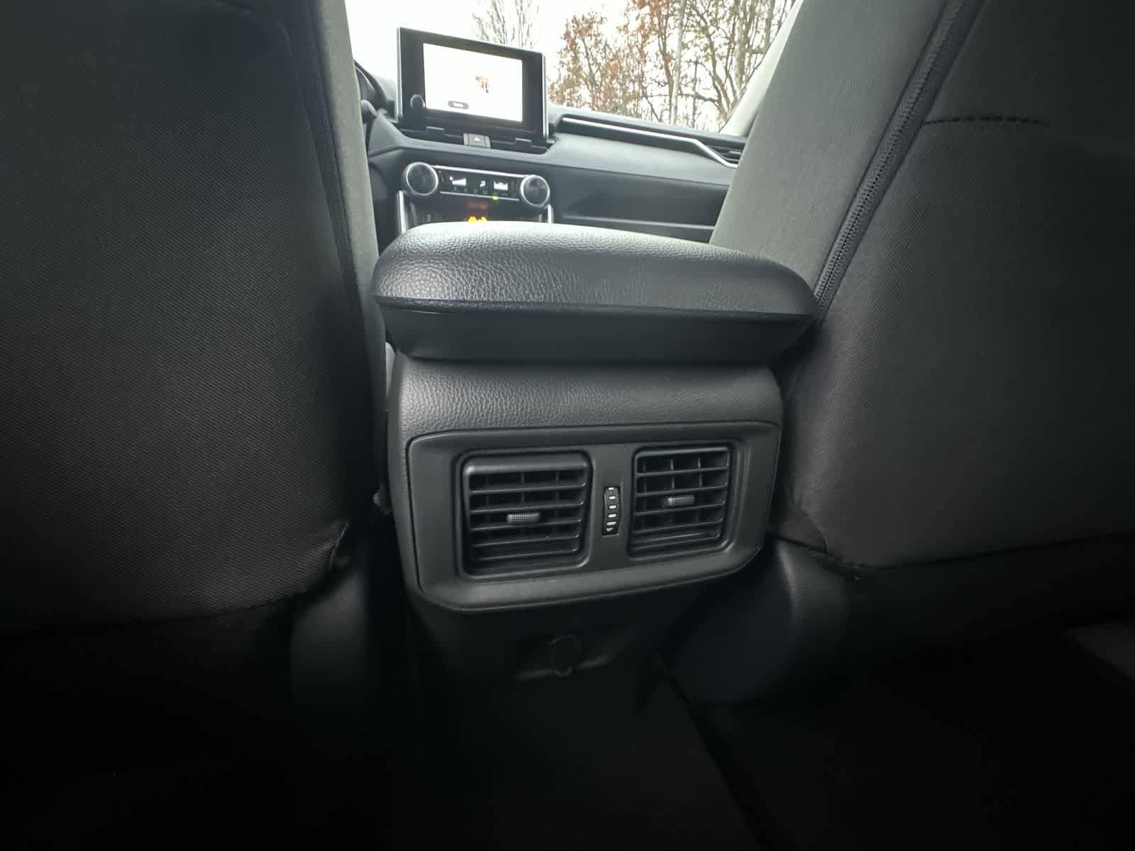 Thumbnail: 2025 Toyota RAV4 - 26