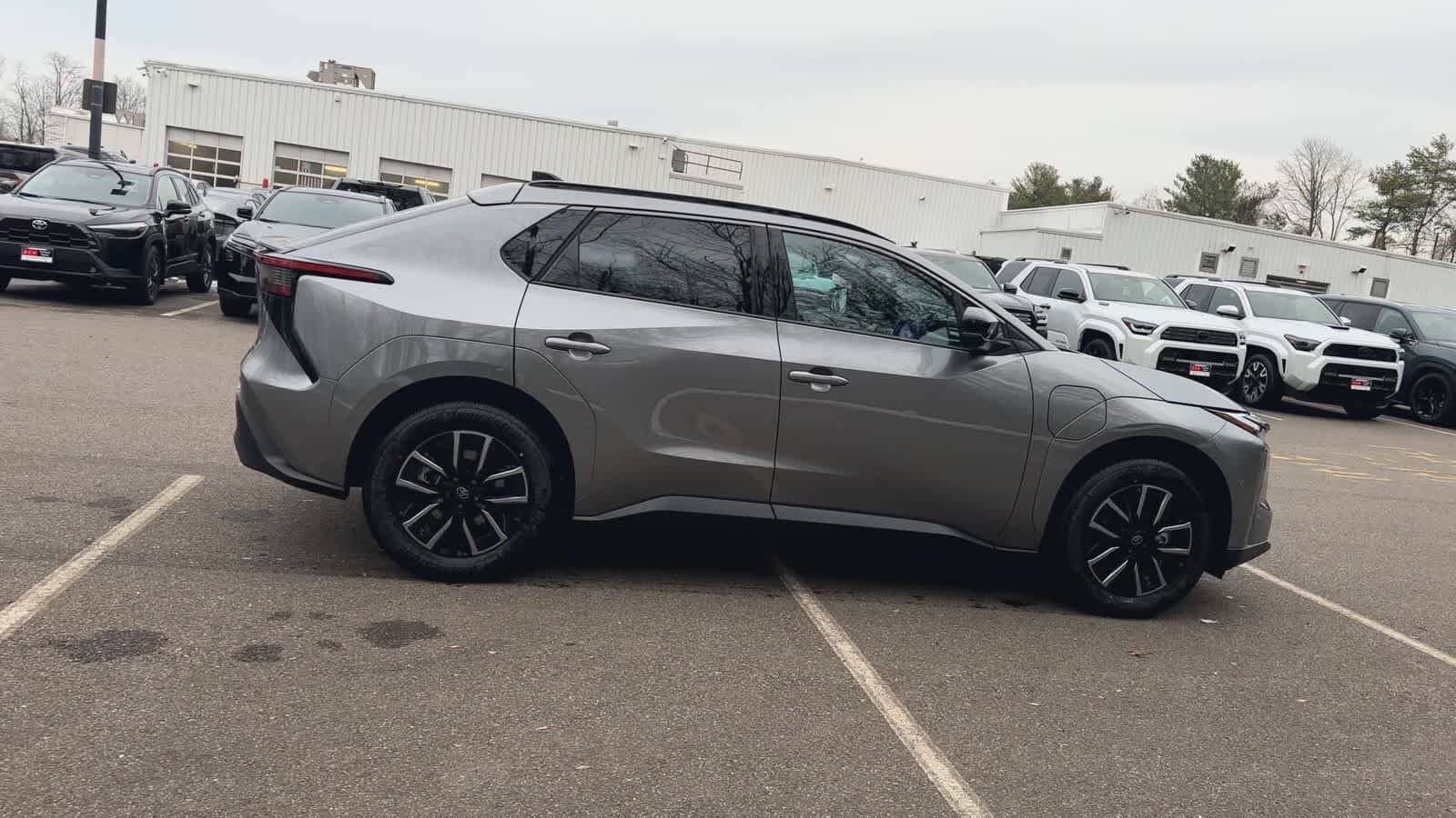 Thumbnail: 2026 Toyota bZ - 9