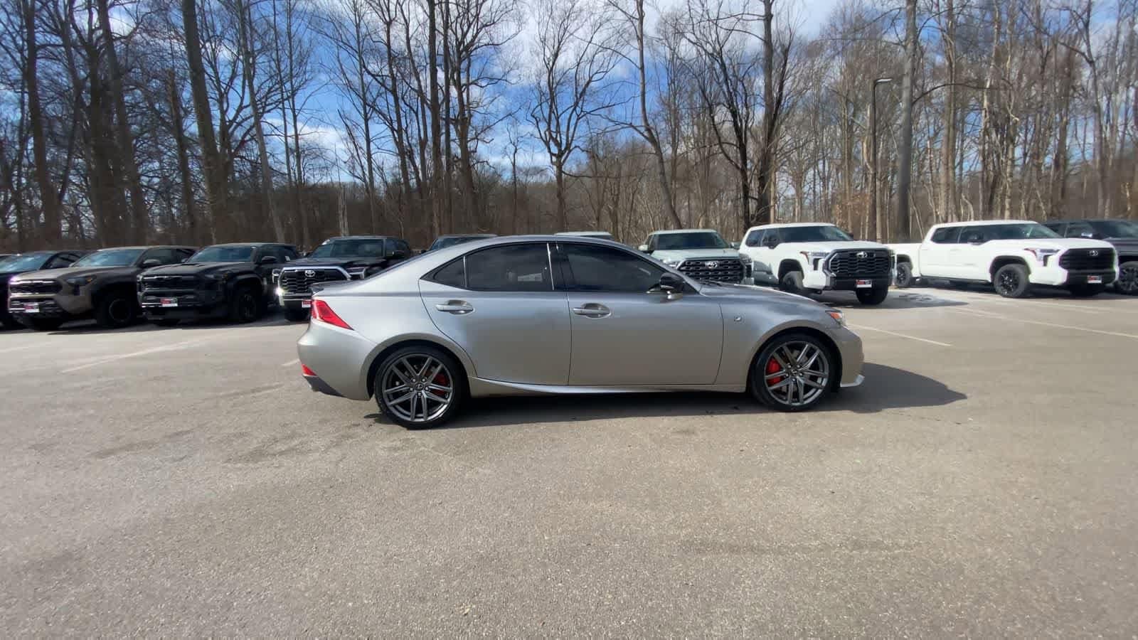 Thumbnail: 2016 Lexus IS - 17