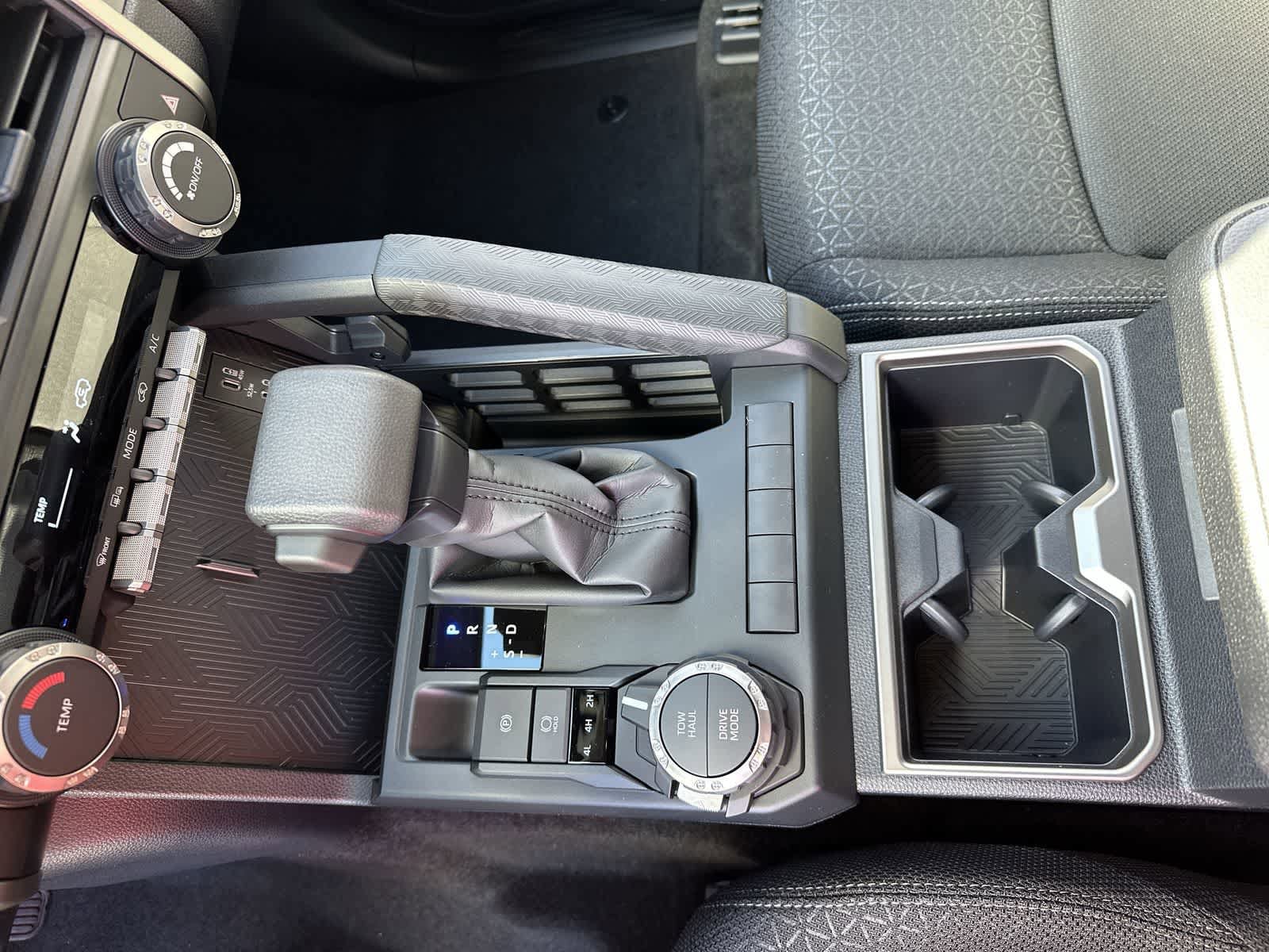 Thumbnail: 2025 Toyota 4Runner - 23