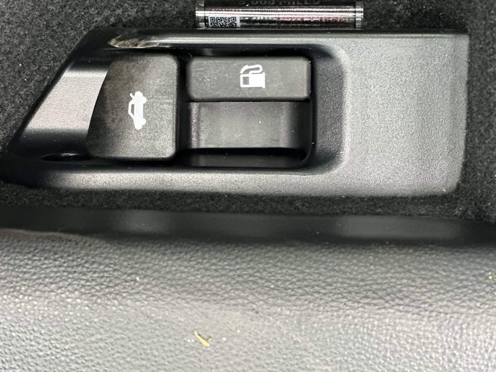 Thumbnail: 2026 Toyota Corolla - 26