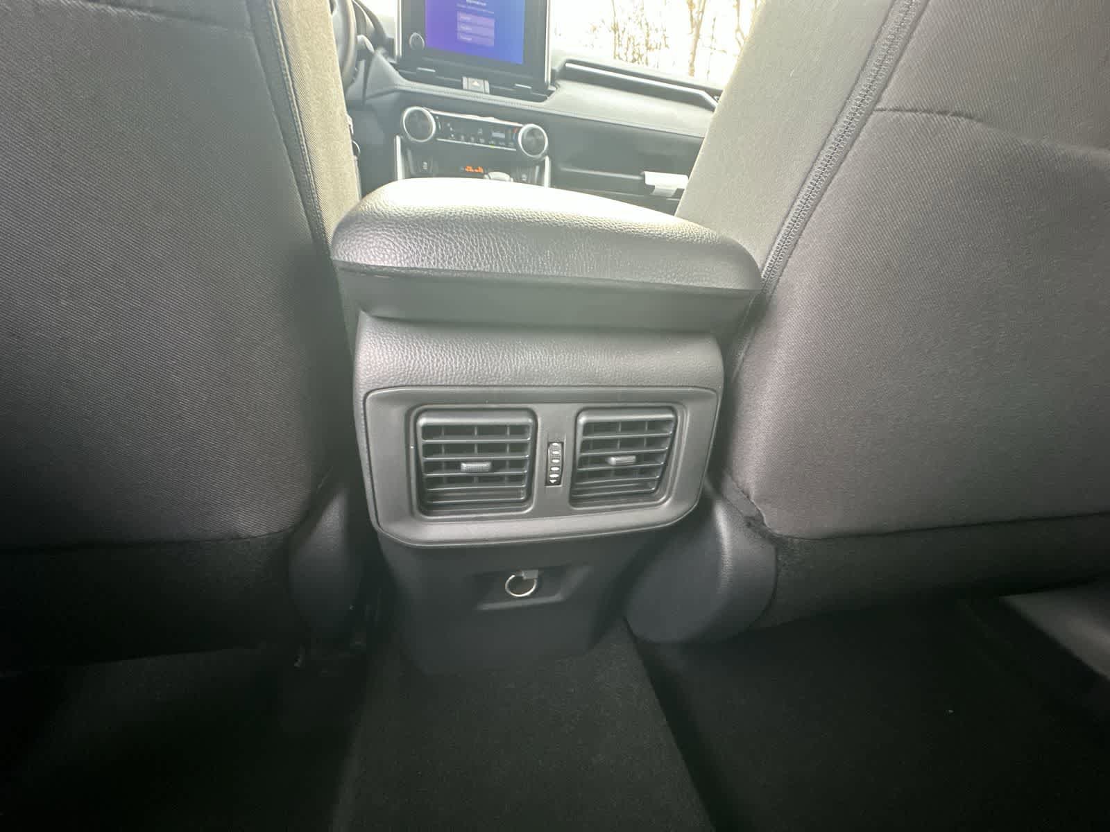 Thumbnail: 2025 Toyota RAV4 - 32