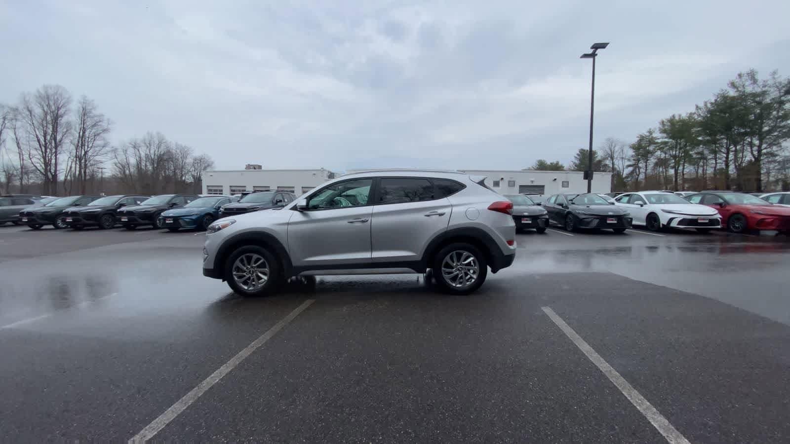 Thumbnail: 2017 Hyundai Tucson - 8