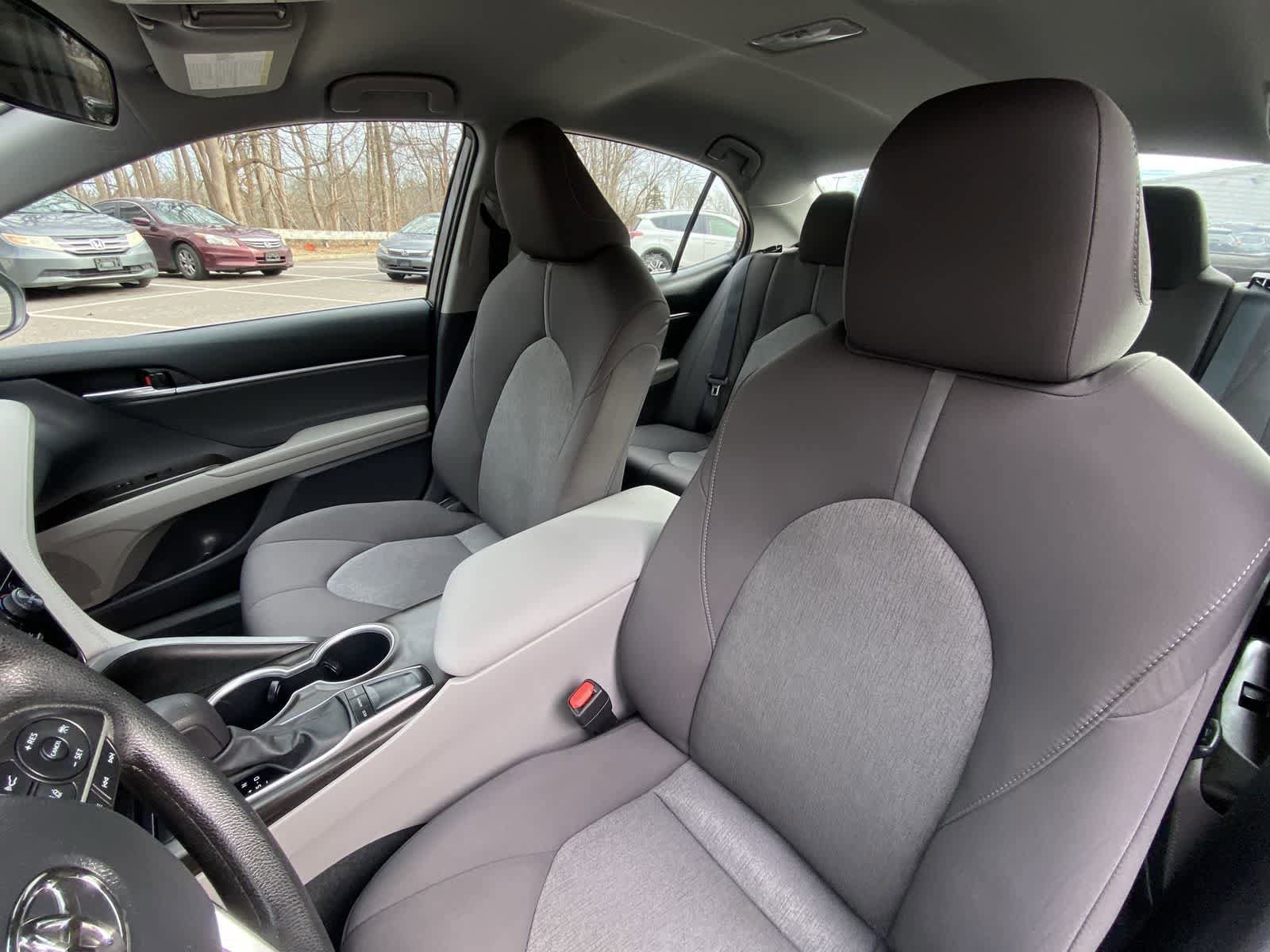 Thumbnail: 2023 Toyota Camry - 24