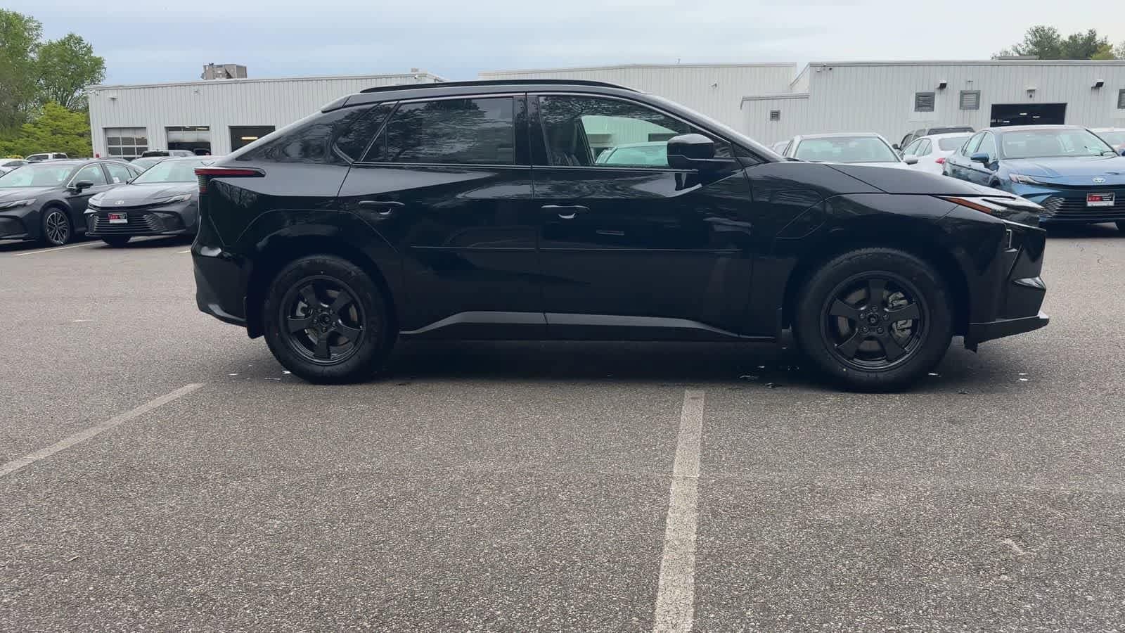 Thumbnail: 2026 Toyota bZ - 9