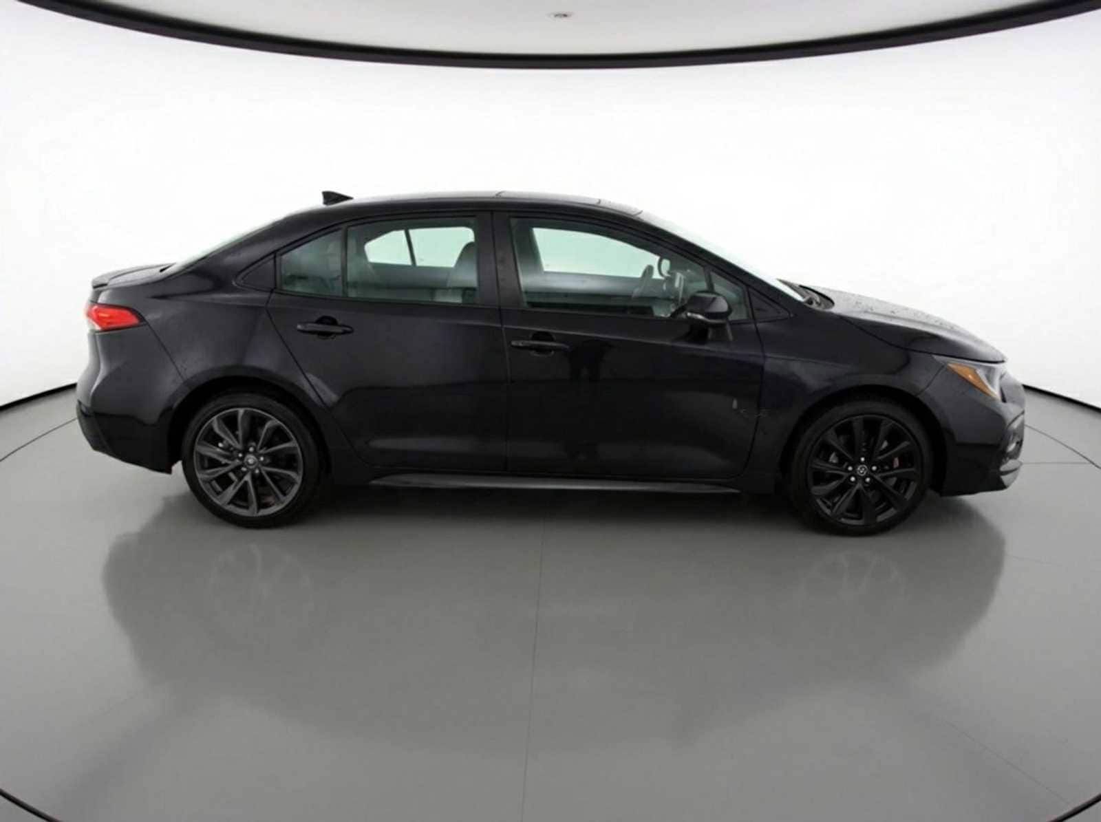 Thumbnail: 2025 Toyota Corolla - 5