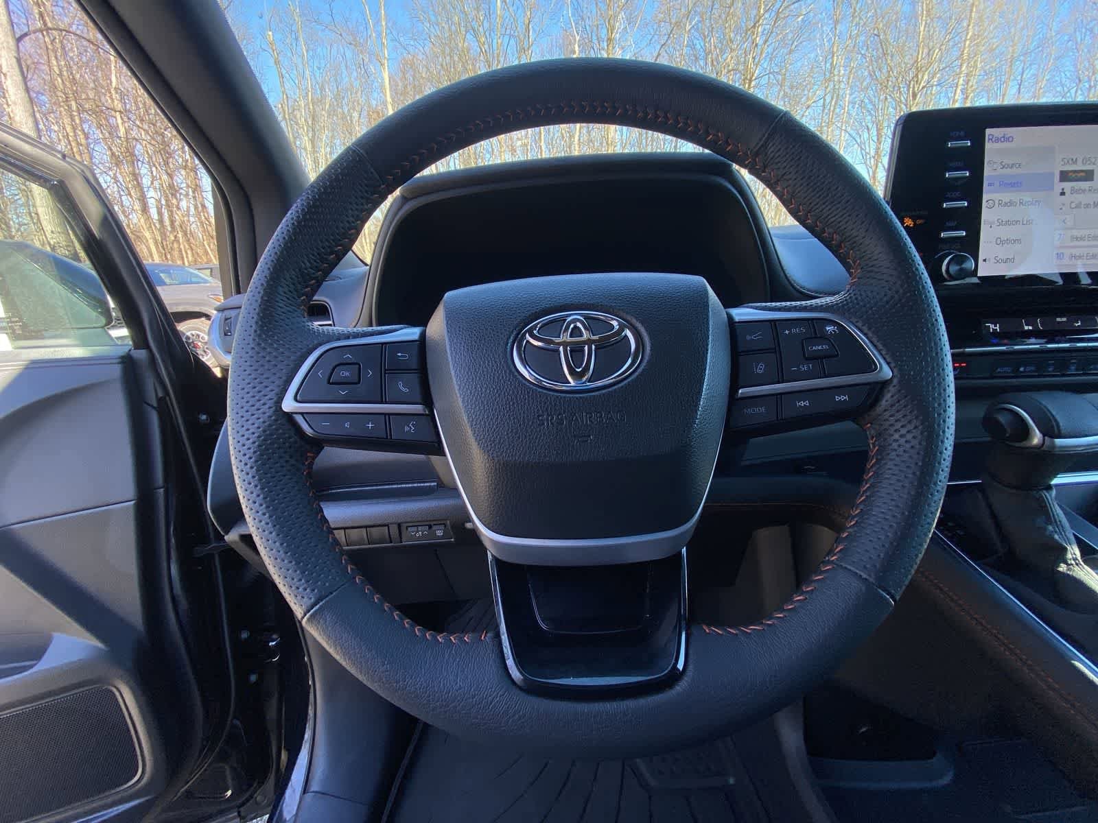 Thumbnail: 2023 Toyota Sienna - 29