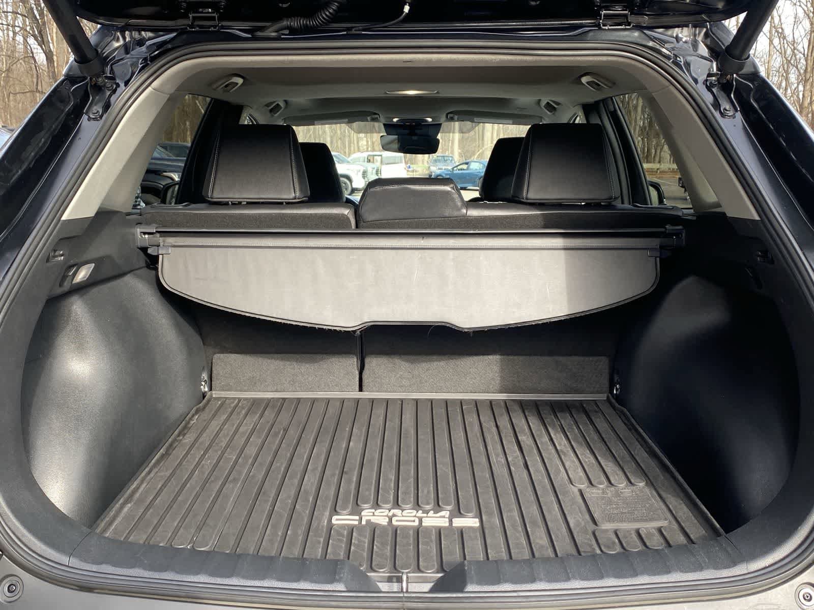 Thumbnail: 2024 Toyota Corolla Cross - 10