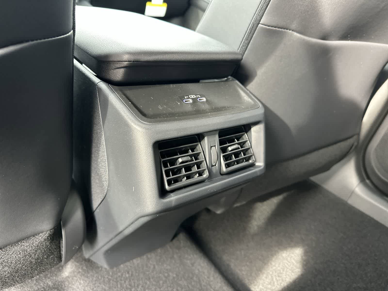 Thumbnail: 2026 Toyota bZ - 30