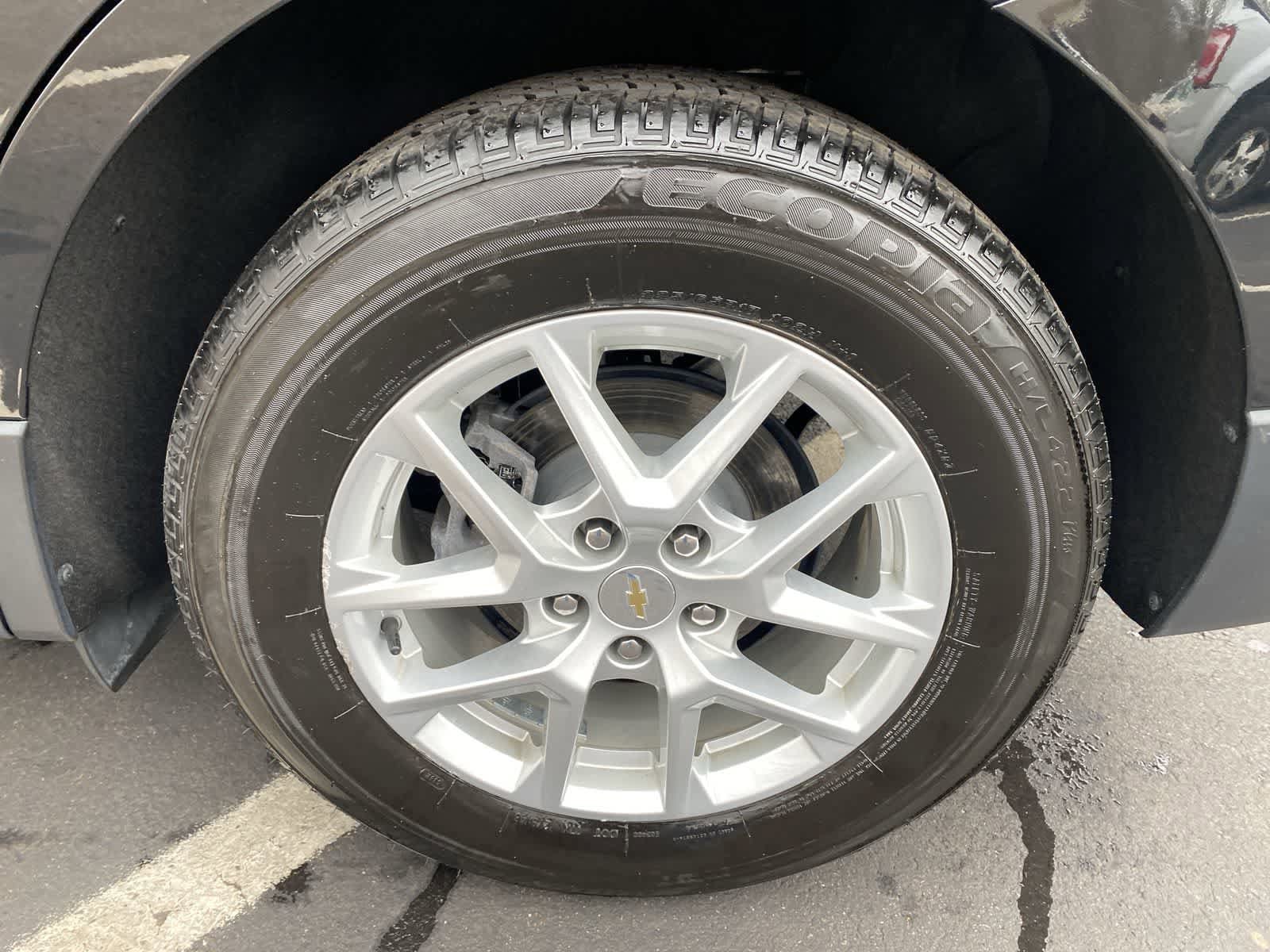 Thumbnail: 2022 Chevrolet Equinox - 17