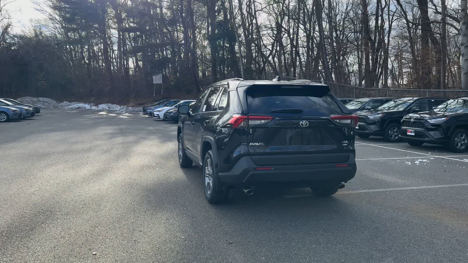 Thumbnail: 2025 Toyota RAV4 - 7