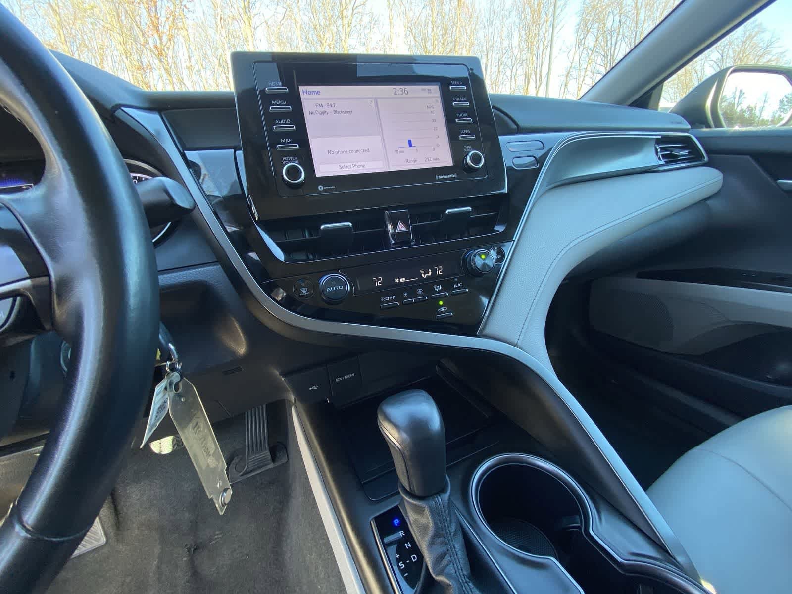 Thumbnail: 2023 Toyota Camry - 25