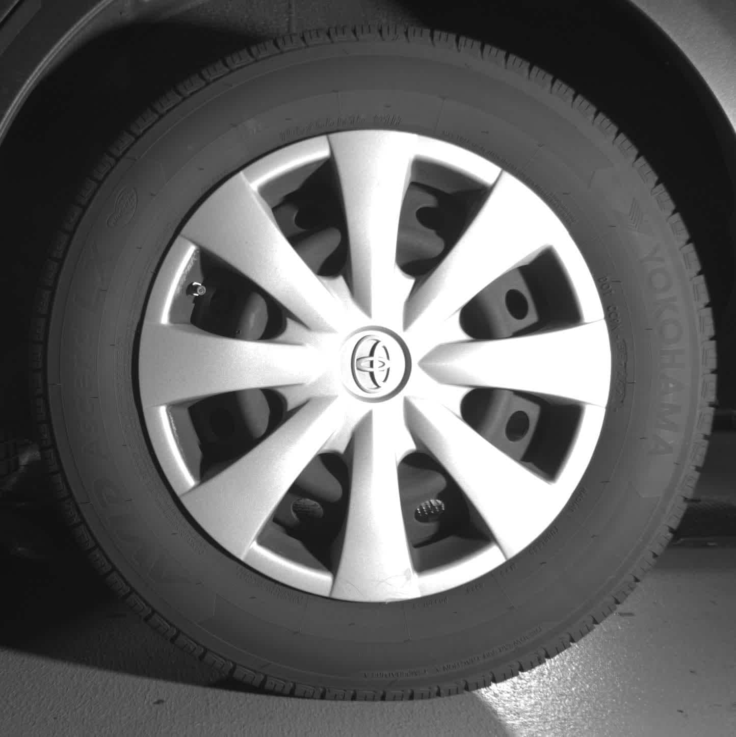 Thumbnail: 2011 Toyota Corolla - 11